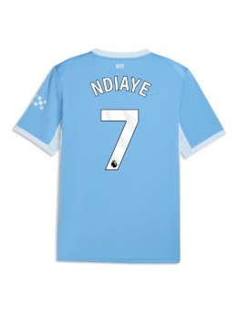 Moški Nogometna dresi replika Manchester City Iliman Ndiaye #7 Domači 2026-27 Kratek rokav Moški Nogometna dresi replika Manchester City Iliman Ndiaye #7 Domači 2026-27 Kratek rokav